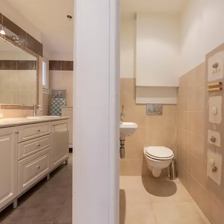 Apartamento Robert Soleau Bright Design Flat Center Of *