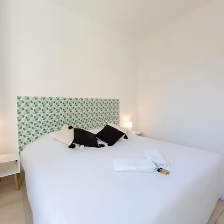 Robert Soleau Bright Design Flat Center Of *